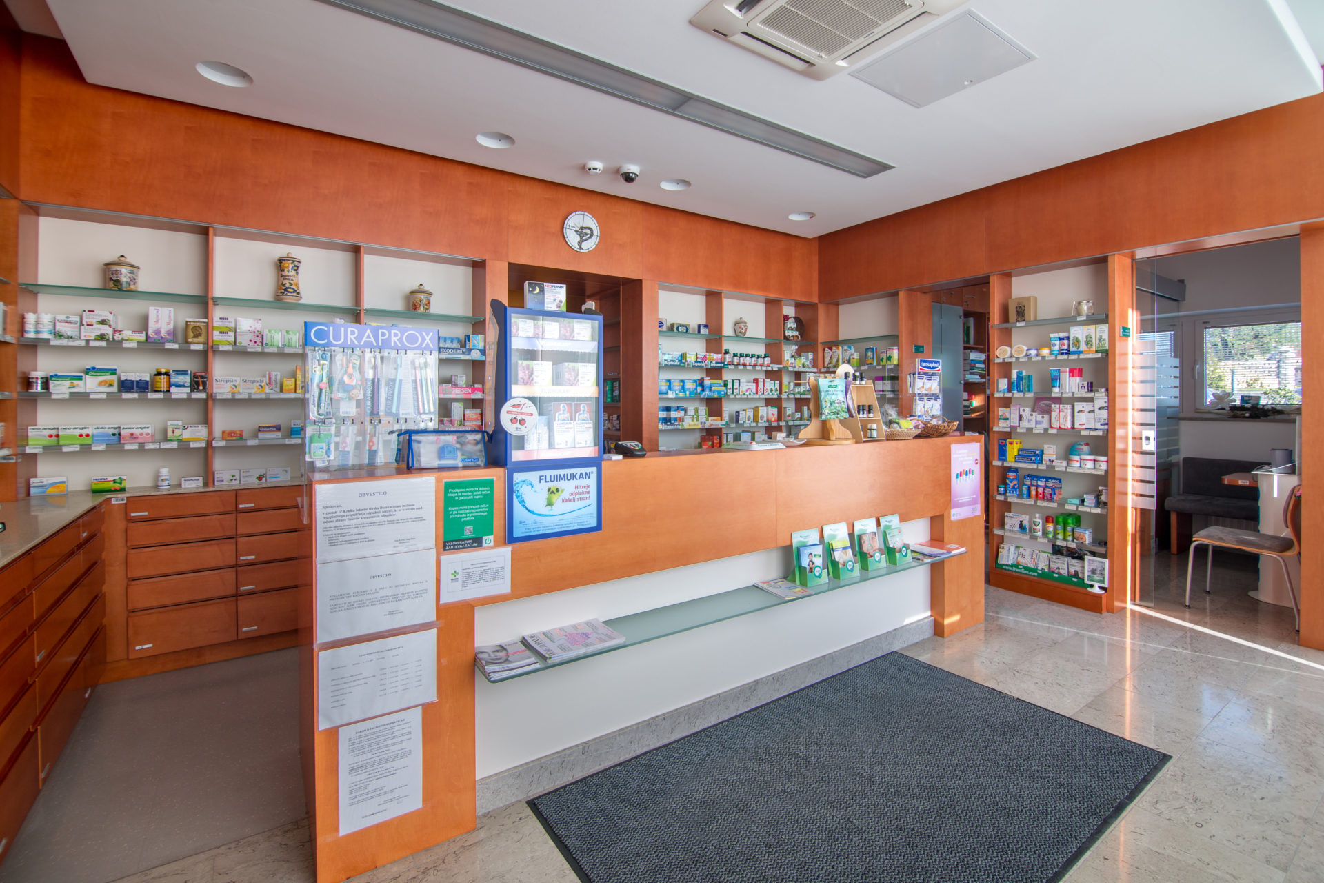 Lekarniška podružnica Dutovlje